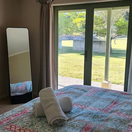 Pinegrove Cottages - Unit1 Twizel Εξωτερικό φωτογραφία